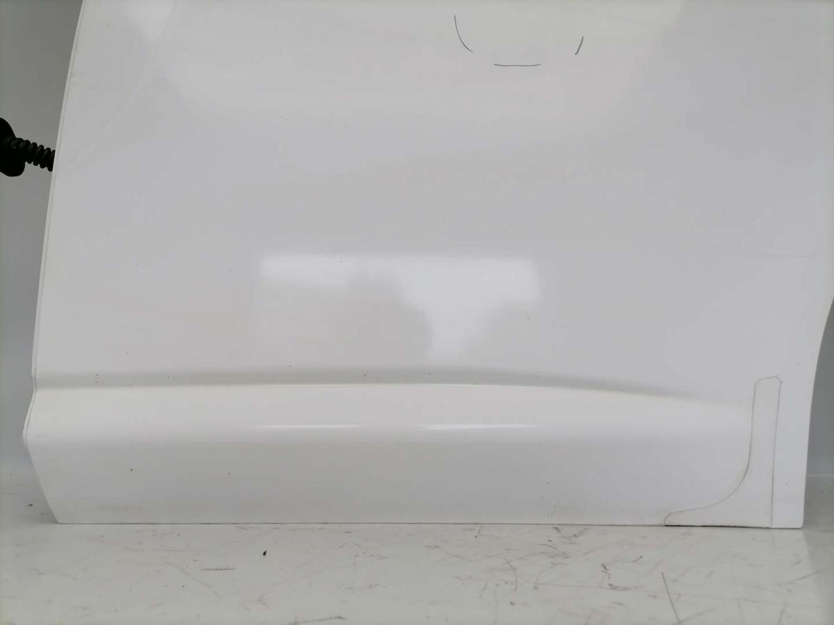 Nissan Tiida original Tür vorn links Weiß Fließheck Bj.2007
